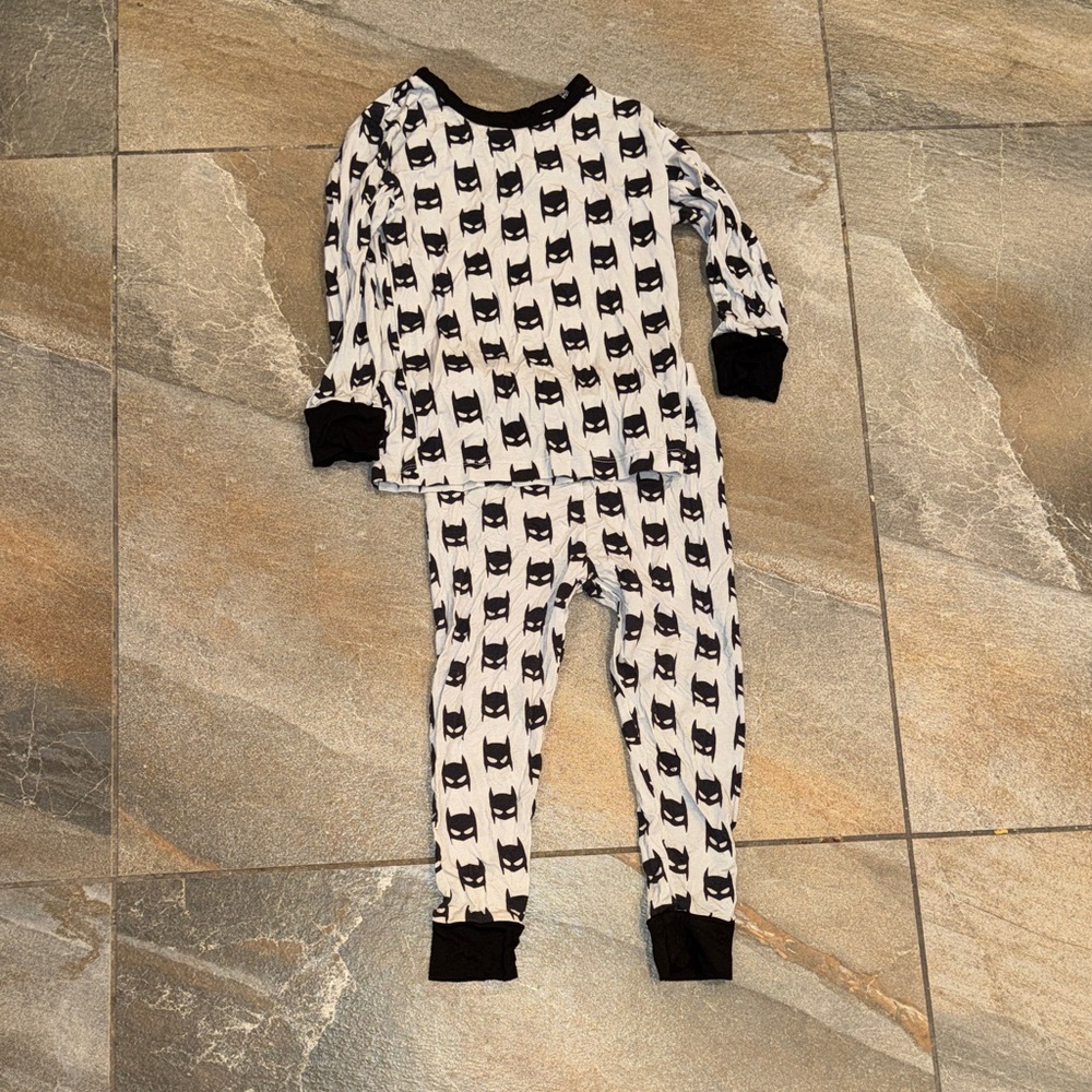 George Hat BambooBatman Kids Pajamas -3T